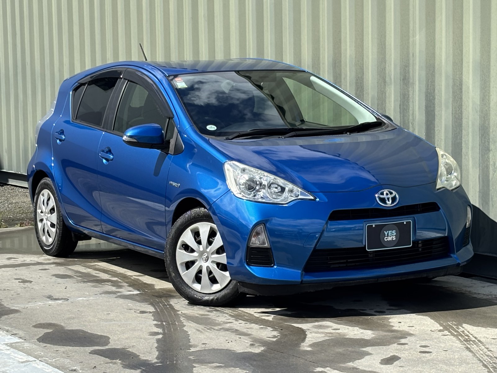 2012 TOYOTA AQUA Hybrid S