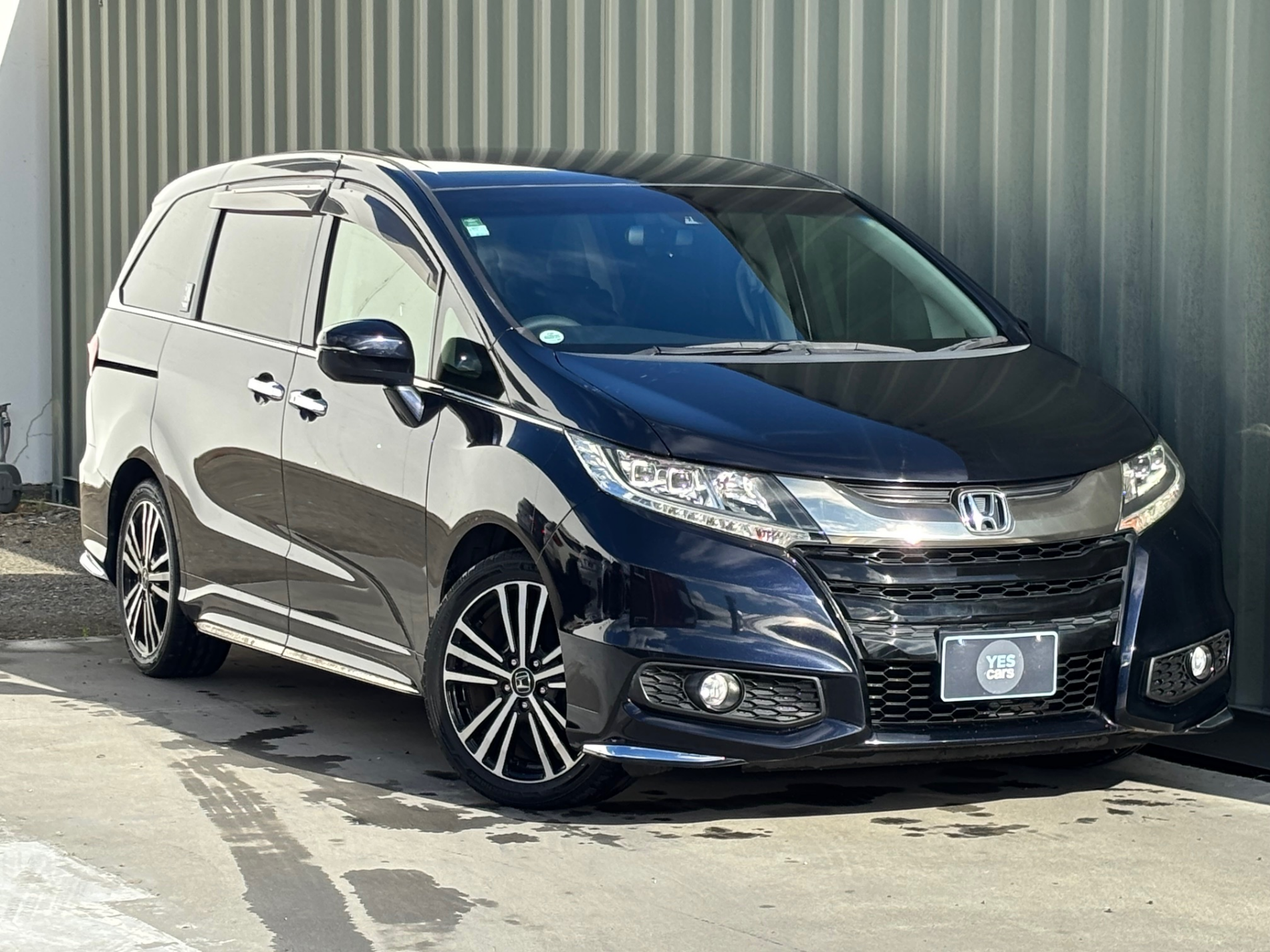 2015 HONDA ODYSSEY Absolute 7 Seat Safety Sensing