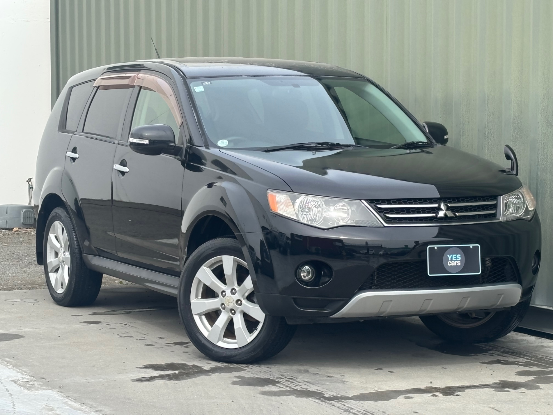 2012 MITSUBISHI OUTLANDER 20G 7 Seat