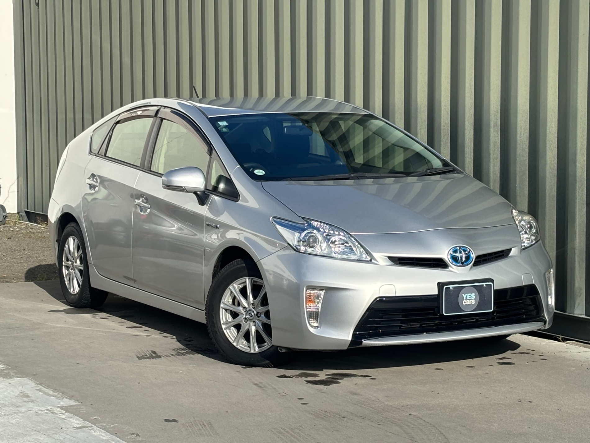 2014 TOYOTA PRIUS Hybrid