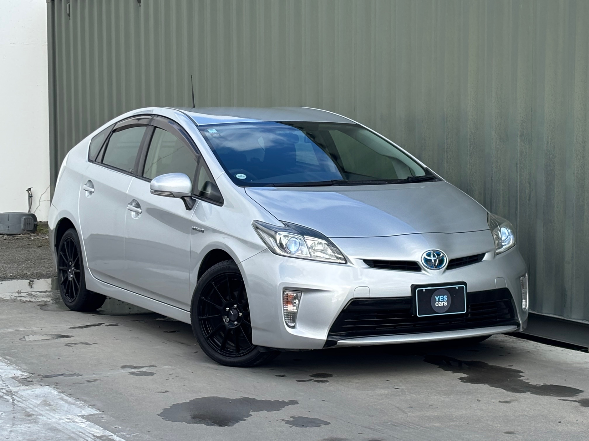 2015 TOYOTA PRIUS Hybrid S