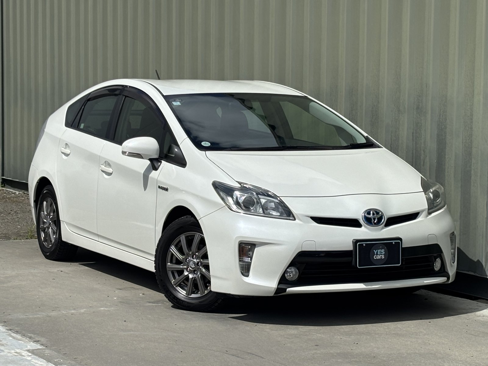 2014 TOYOTA PRIUS Hybrid S