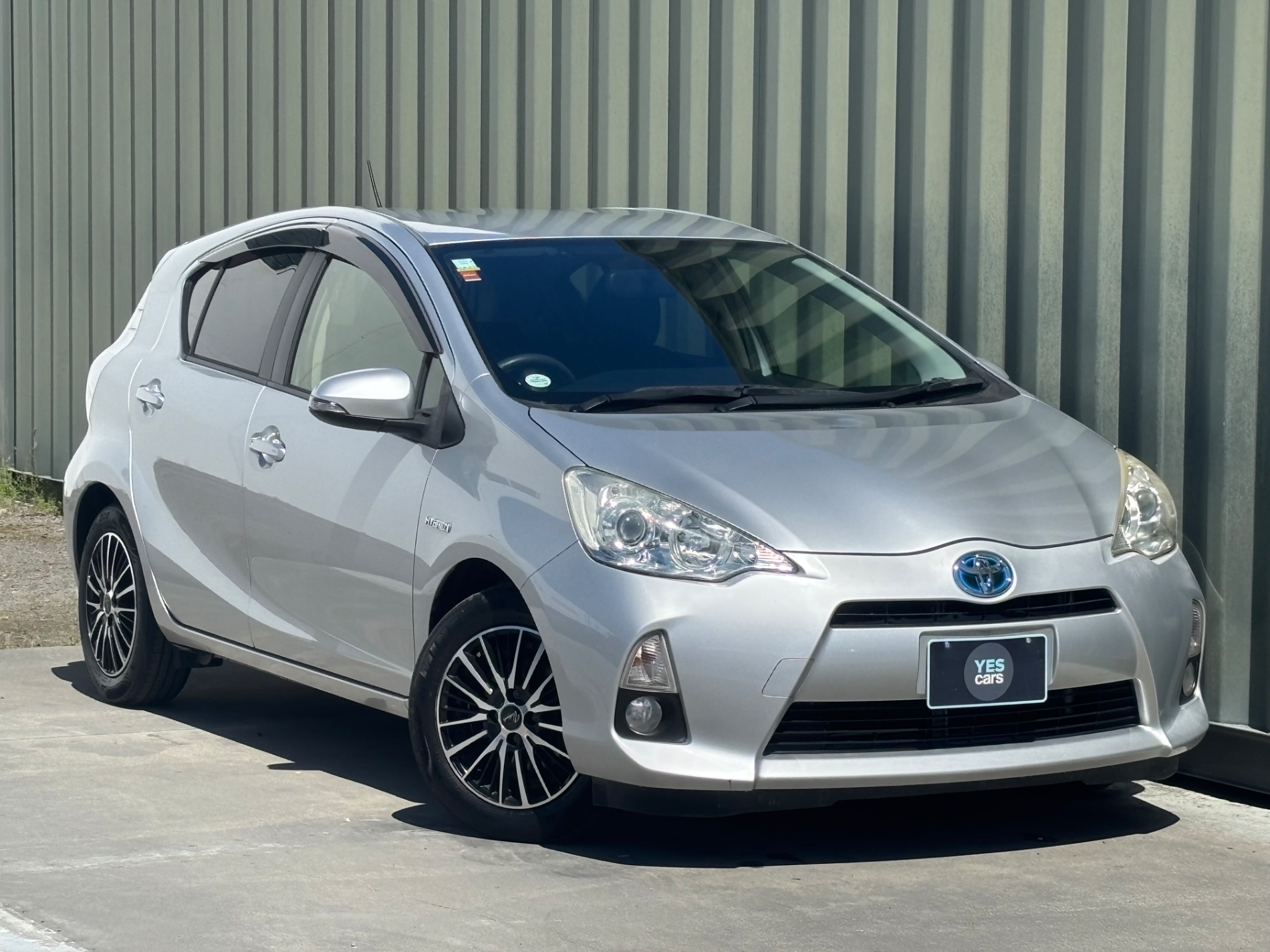 2013 TOYOTA AQUA S Hybrid Push Start