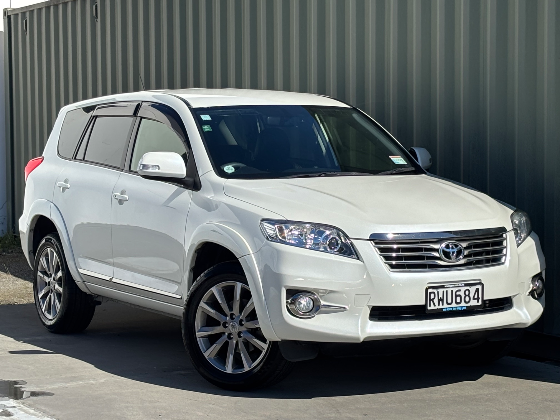 2012 TOYOTA VANGUARD 240S 7 Seat S Package