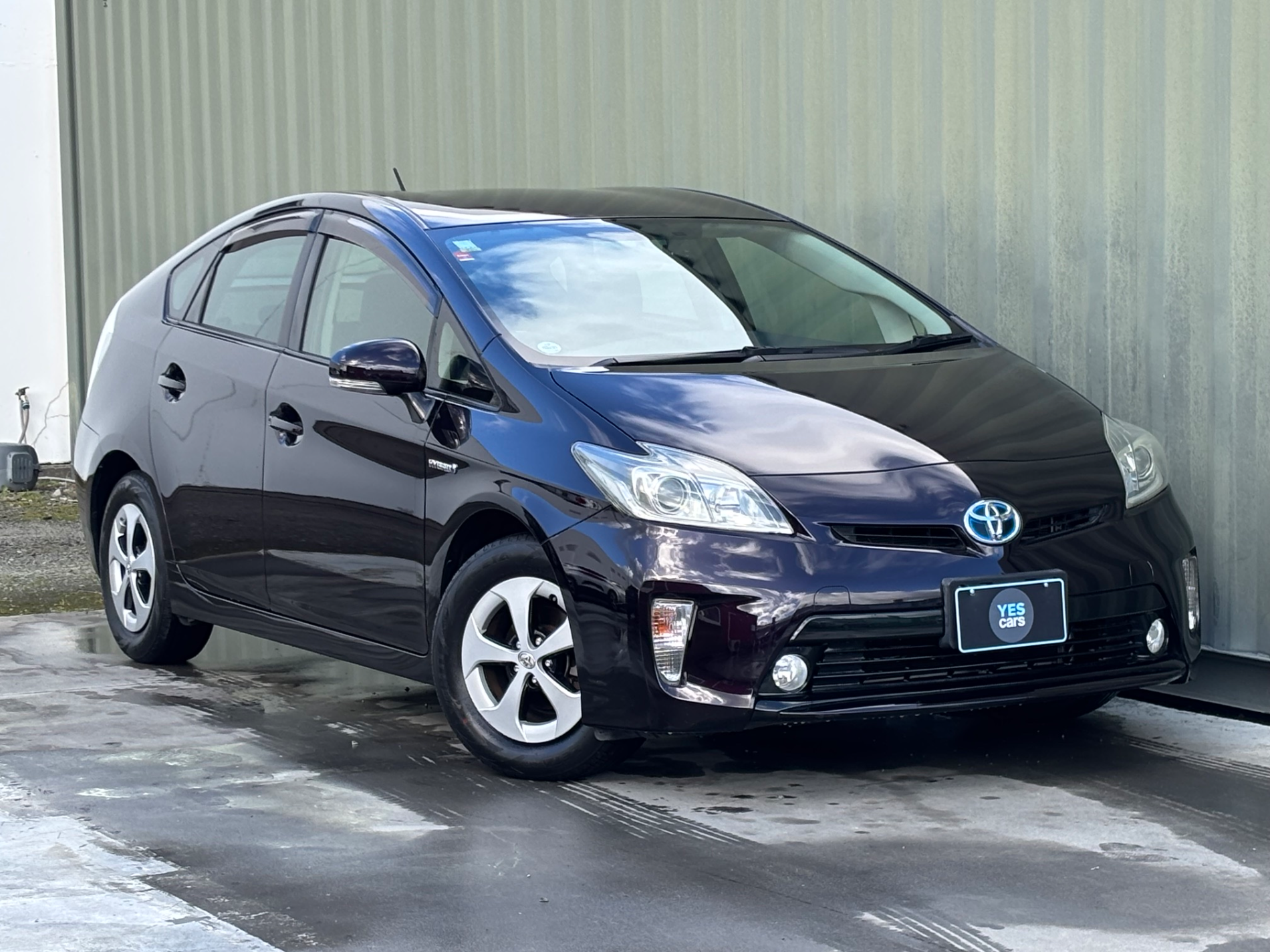 2013 TOYOTA PRIUS Hybrid S