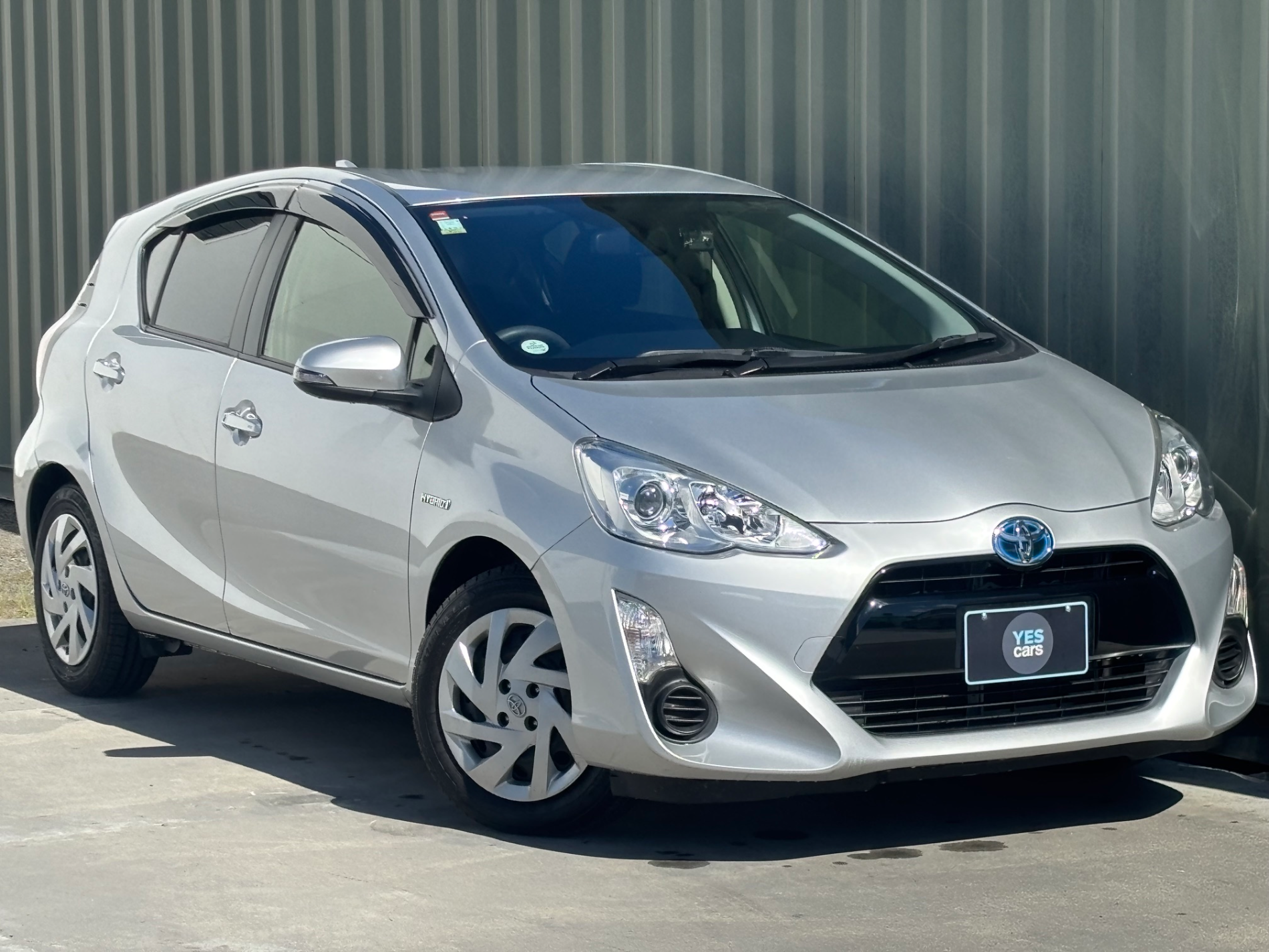 2015 TOYOTA AQUA S Hybrid Push Start